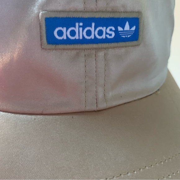 Champagne Gold Womens Adidas Sport Dad Snapback Adjustable Fit Baseball Cap - Picture 2 of 6